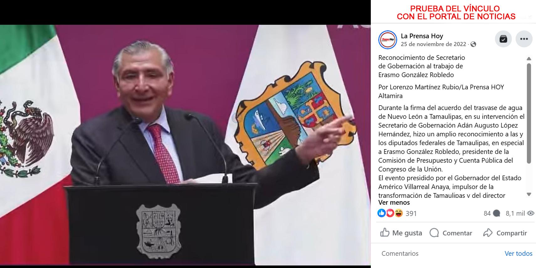 Siempre ha estado de la mano de Erasmo González Robledo, como su jefe de prensa personal.