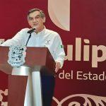 Niega Américo vínculos con huachicol fiscal; exhibe visa y reta a presentar pruebas