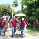 Atiende Armando Martínez necesidades de la población en la colonia Los Presidentes