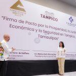 Firma Mónica Villarreal Pacto por la Prosperidad, la Justicia Económica y la Seguridad en Tampico