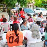 Estar cerca de la gente, el compromiso de Lucero Deosdady